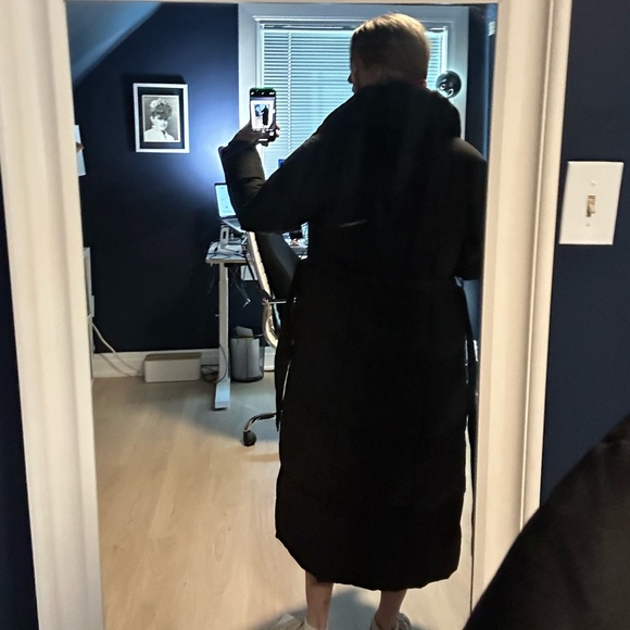 Ankle length jacket with waist belt- so warm! - Picture 2 of 4